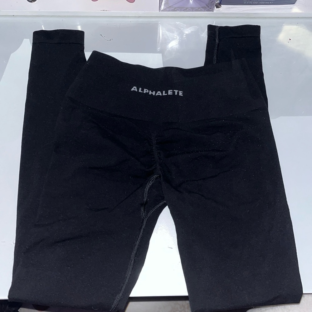 Alphalete Amplify black leggings